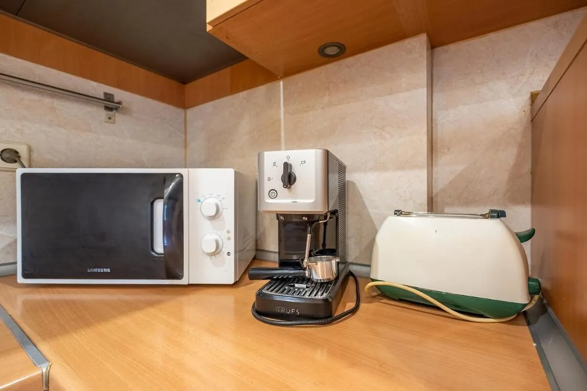 Spacious And Central Retreat Sofia Appartamento