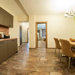  Appartement Crown Life
